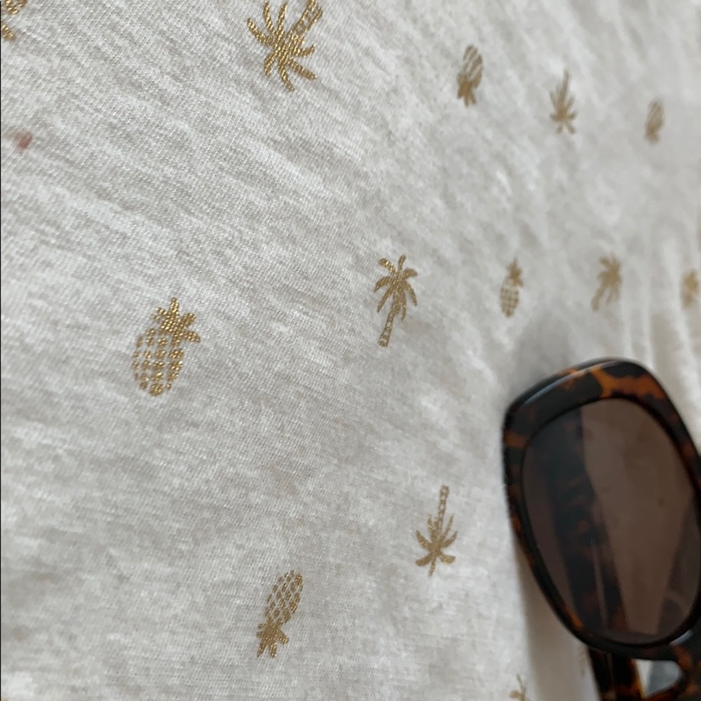Shirt - Picture 2 of 2